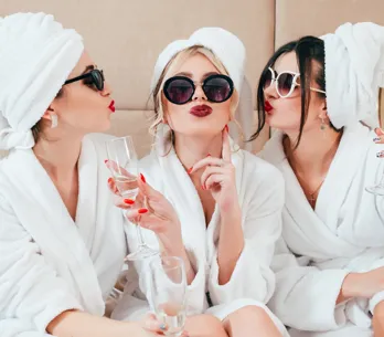 10 planes divertidos para hacer con tus amigas este año en Semana Santa: ¿con cuál te quedas?