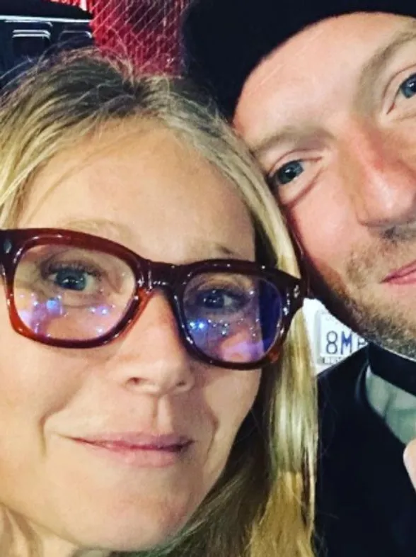 ¡El clon de Chris Martin! Moses, el hijo de Gwyneth Paltrow, cumple 18 años y las redes estallan