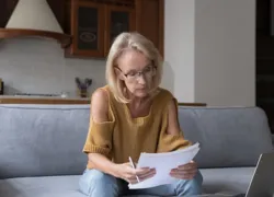 Osteopenia: la enfermedad silenciosa que afecta a 1 de cada 3 mujeres españolas mayores de 50 años