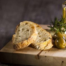 Comment faire des petits pains aux olives faciles, moelleux et pas chers ?