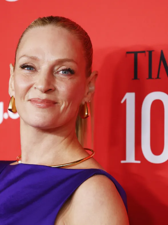 Coleta lifting: el truco de Uma Thurman para rejuvenecer la mirada