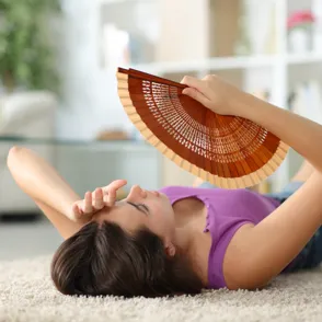 3 remedios naturales infalibles para combatir los sofocos