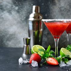 Ce cocktail prêt en 5 minutes avec des fruits de saison est parfait pour vos apéros ce printemps !