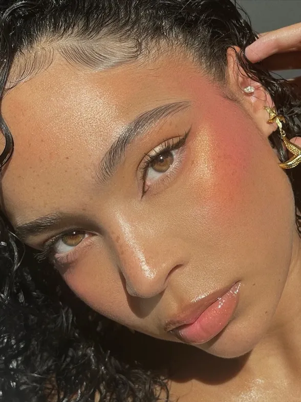 ¡Sunset Blush!: Consigue el maquillaje viral de TikTok y enamora con tu look