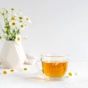 ¿Qué efectos tiene la manzanilla en el cuerpo? Te contamos todo lo que debes saber