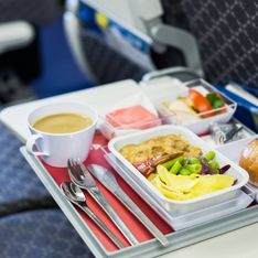 On vous dit enfin pourquoi la nourriture dans les avions a un goût spécial