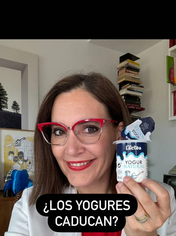 Boticaria García lo confirma: esto es lo que ocurre si comes un yogur caducado, según la experta
