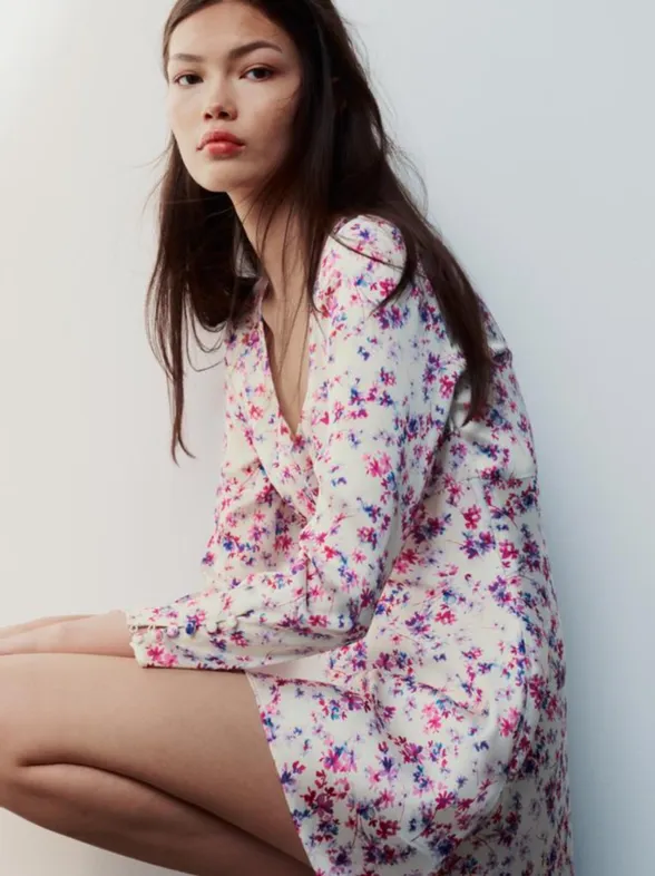 10 vestidos florales de Zara, Mango y H&M que realzarán la silueta este verano: fresquitos y elegantes desde 15 euros