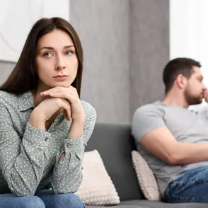 ¿Por qué se aleja y luego vuelve el chico que te gusta? Una experta revela la razón