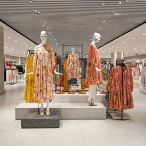 Descubrimos el truco para saber qué prendas estarán rebajadas en Zara antes que nadie y estas 3 son mis favoritas