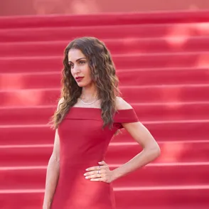 El sorprendente cambio de look de Hiba Abouk poco después de conocerse su acercamiento con Álvaro Escassi