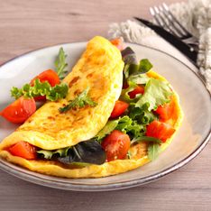 Ajoutez cet ingrédient dans votre poêle pour cuire vos omelettes sans matière grasse (et sans coller au fond)