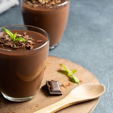 3 ingrédients et 15 minutes c'est tout ce qu'il vous faut pour faire la mousse au chocolat la mieux notée de Marmiton