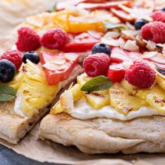 Place à la pizza aux fruits, cette recette fraîcheur qui cartonne cet été !