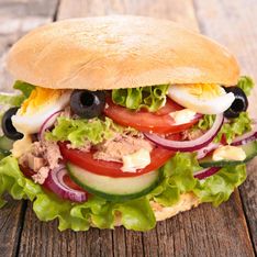 Cet ancien candidat de Top Chef partage sa recette du Pan Bagnat, le sandwich incontournable de l'été