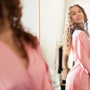 Lidl rebaja a 2,99 € el vestido tipo kimono elegante que combina con todo: favorecedor, holgadito y sienta bien a todas