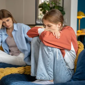 ¿Tu hijo adolescente rechaza las vacaciones familiares? Estos son los mejores consejos para abordarlo