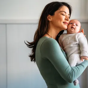 Verano y posparto: Consejos para una recuperación saludable de la madre y el bebé