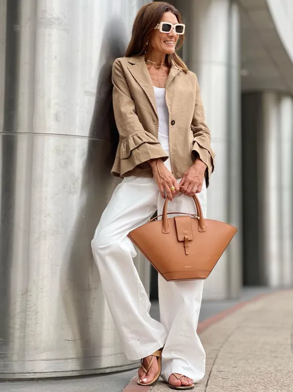 5 chaquetas de Lefties ideales para otoño: estilosas y juveniles para mujeres de 50 elegantes (desde 17,99 €)