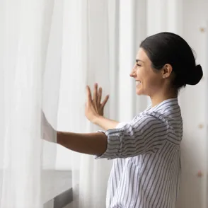 6 trucos fáciles, efectivos y baratos para enfriar la casa sin tener que encender el aire acondicionado