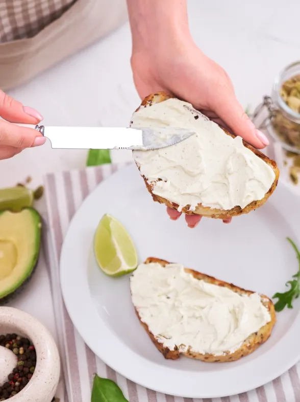 Este queso para untar tiene tanta grasa como la Nutella, advierte un nutricionista