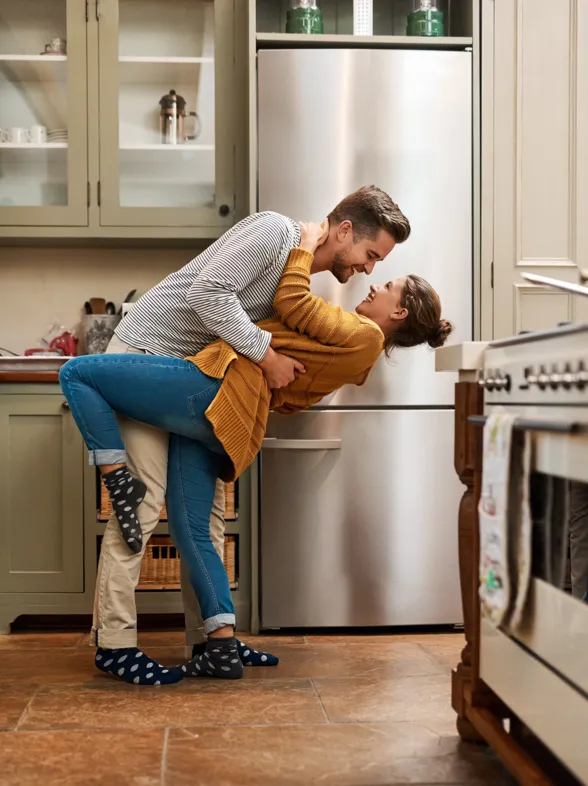 Lo que los hombres hacen y las mujeres no pueden ignorar: 6 claves según los expertos