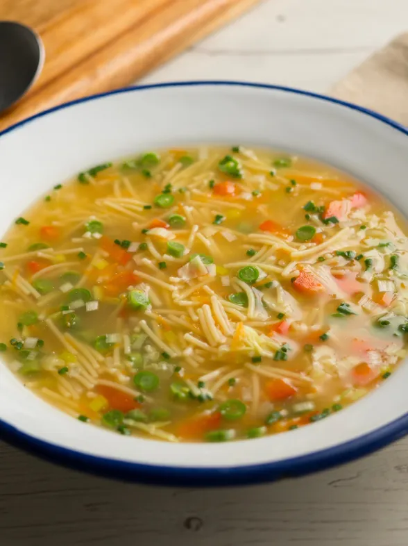 Sopa para cenar todos los días: ¿un hábito saludable o un error? Esto es lo que dicen los expertos