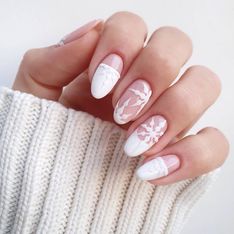 Uñas blancas decoradas: 10 FOTOS e ideas elegantes que serán tendencia esta Navidad y todas querrán copiar