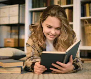 Sant Jordi 2025: 10 libros imprescindibles que deberías leer al menos una vez en la vida (y no podrás olvidar)