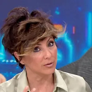 Este es el corte de pelo que deberías evitar después de los 50 (y el que sí te rejuvenece), según una experta