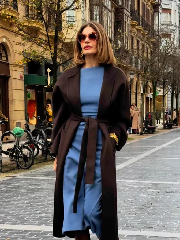 ¡Desde 5,99€! Lefties rebaja los vestidos midi elegantes que todas amarán para combinarlos con botas y botines