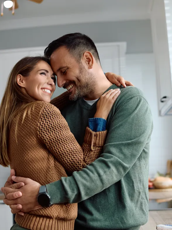Estas son las 6 etapas clave para construir una relación sólida y feliz