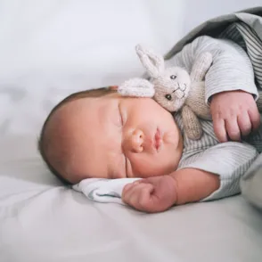 ¿Cuánto tiempo deberían durar las siestas del bebé según su edad? Esto es lo que dicen los expertos
