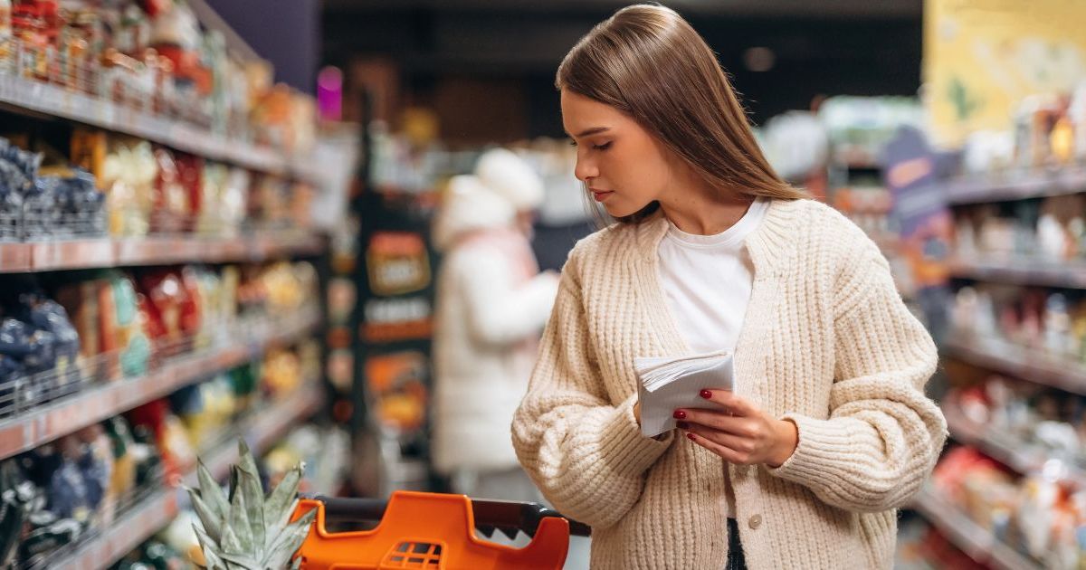Attention, le gouvernement rappelle ces chips vendues en supermarché partout en France (risques chimiques)