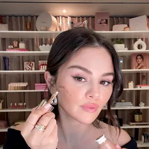 Adiós al colorete intenso: esta es la nueva tendencia de maquillaje que deberías probar esta primavera, según un experto
