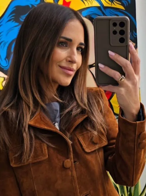 Paula Echevarría triunfa con la blusa boho romántica más elegante y favorecedora de Primark por 22 euros