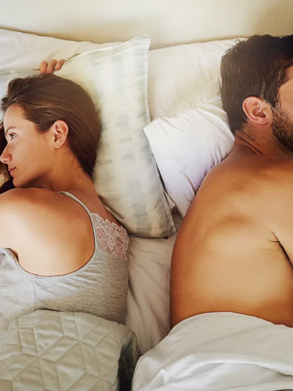 Si tu pareja sufre disfunción eréctil, esto es lo que debes (y no debes) hacer, según los expertos