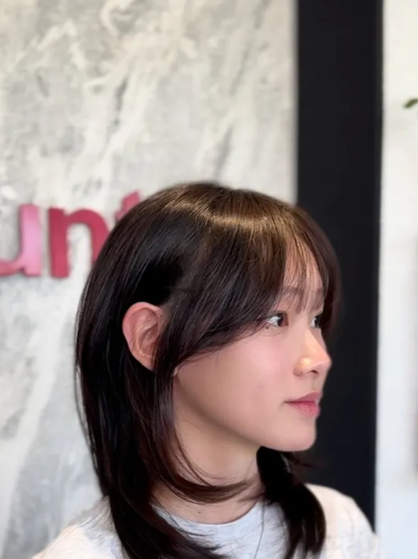 Corte hush cut: la versión sutil del corte mariposa que favorece a todos los rostors y arrasa esta primavera 2025
