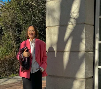 Tamara Falcó arrasa con el conjunto de dos piezas más elegante para Semana Santa: estiliza y sienta bien a todas