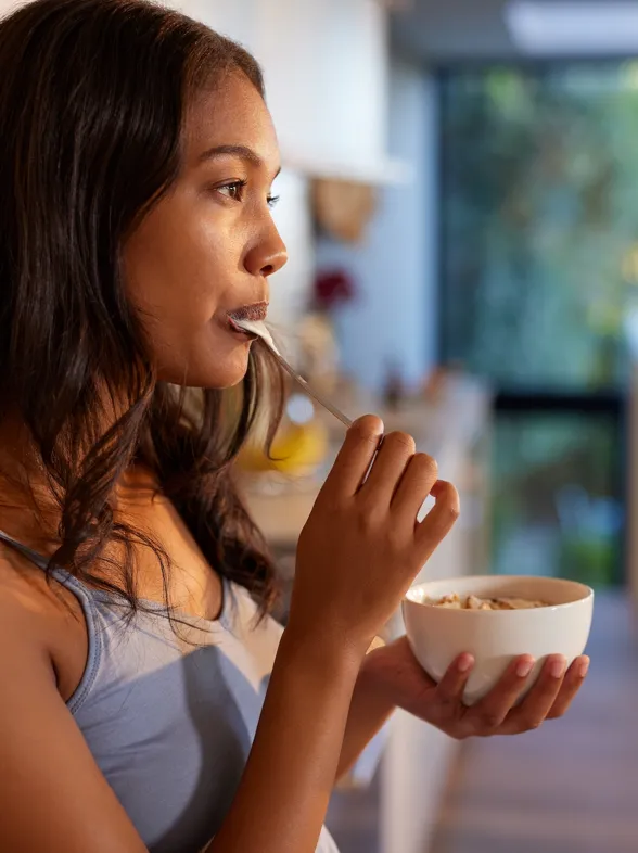 Olvídate del café: este tentempié recomendado por una dietista te devuelve la energía (y es superfácil de preparar)