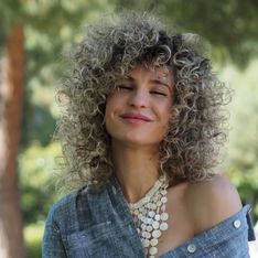 Sheila Casas comparte su rutina curly de 5 pasos para presumir de rizos con volumen y cero encrespamiento