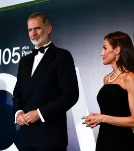 Letizia arrasa con un vestido palabra de honor superelegante que ya tiene clon low cost (y cuesta solo 16 euros)