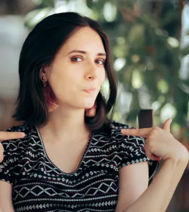 8 frases que delatan a una persona egocéntrica sin que se dé cuenta, según los expertos (y así puede remediarlo)