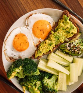 Patricia Fontanals, nutricionista: estos 5 desayunos ricos y saciantes ayudan a regular el hambre y evitar picoteos