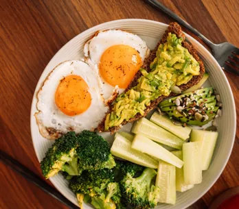 Patricia Fontanals, nutricionista: estos 5 desayunos ricos y saciantes ayudan a regular el hambre y evitar picoteos