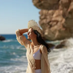 Skechers agotará las sandalias elegantes y acolchadas que respiran lujo silencioso: estilizan y son tendencia por 45 €