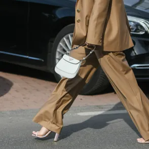 Lidl agotará los pantalones holgaditos que amarán las mujeres boho elegantes de 50: elásticos y en 3 colores por 6,99€