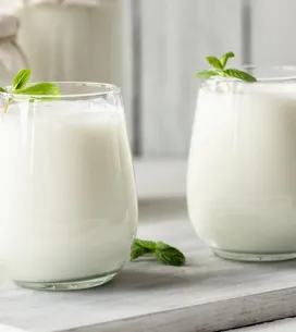 Adiós estreñimiento: una dietista desvela cuál es el mejor lácteo para regular el tránsito intestinal (y no es el yogur)