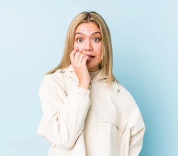 Un experto revela por qué guardar silencio en los conflictos puede volverse contra ti sin darte ni cuenta