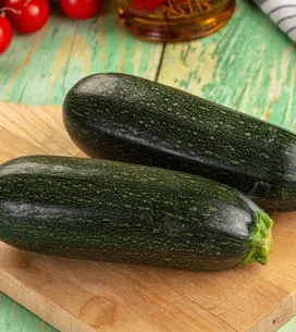 Llevamos toda la vida conservando mal el calabacín: este es el truco infalible para que te aguante más tiempo